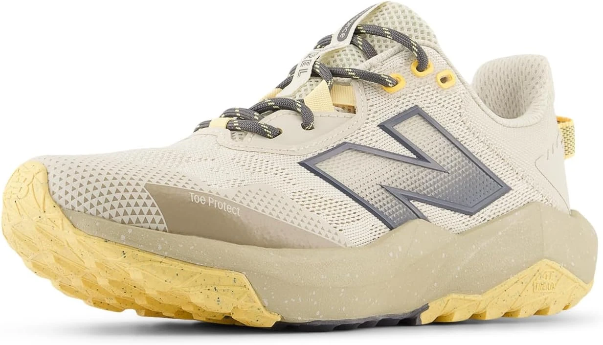 Trail Running Shoes Neutral Colorway