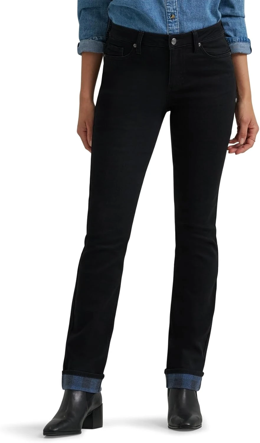 Women's dark straight jeans for a winter puffer jacket outfit