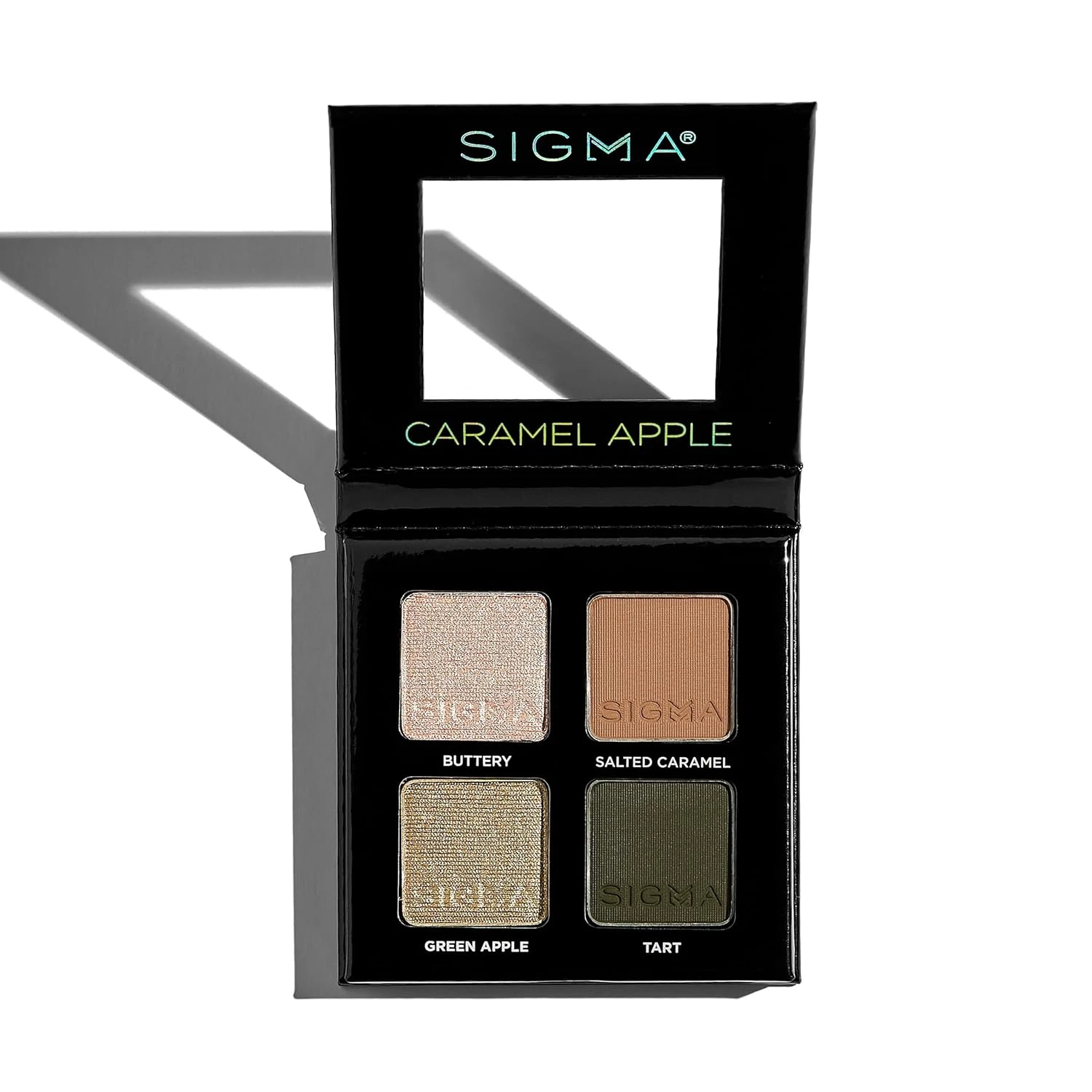Caramel taupe quad for latte eye makeup