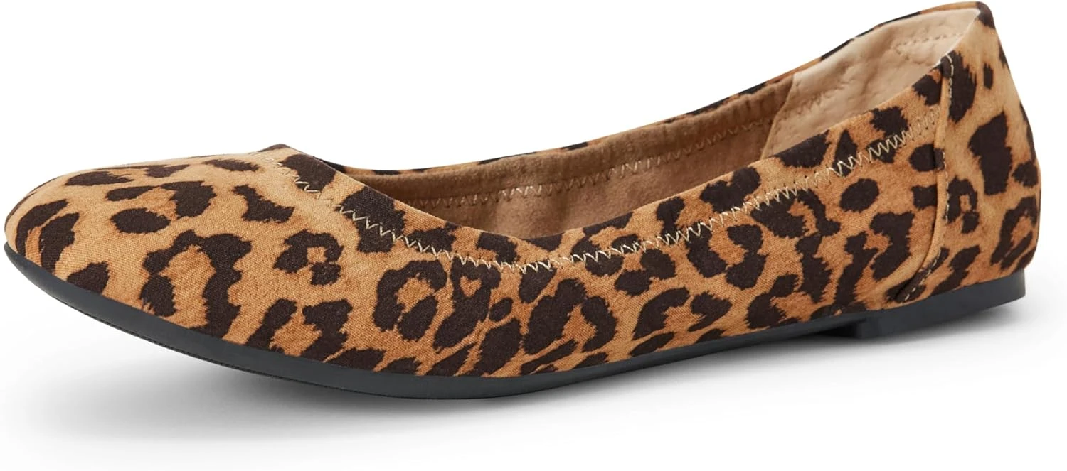 Leopard print ballet flats for neutral outfit