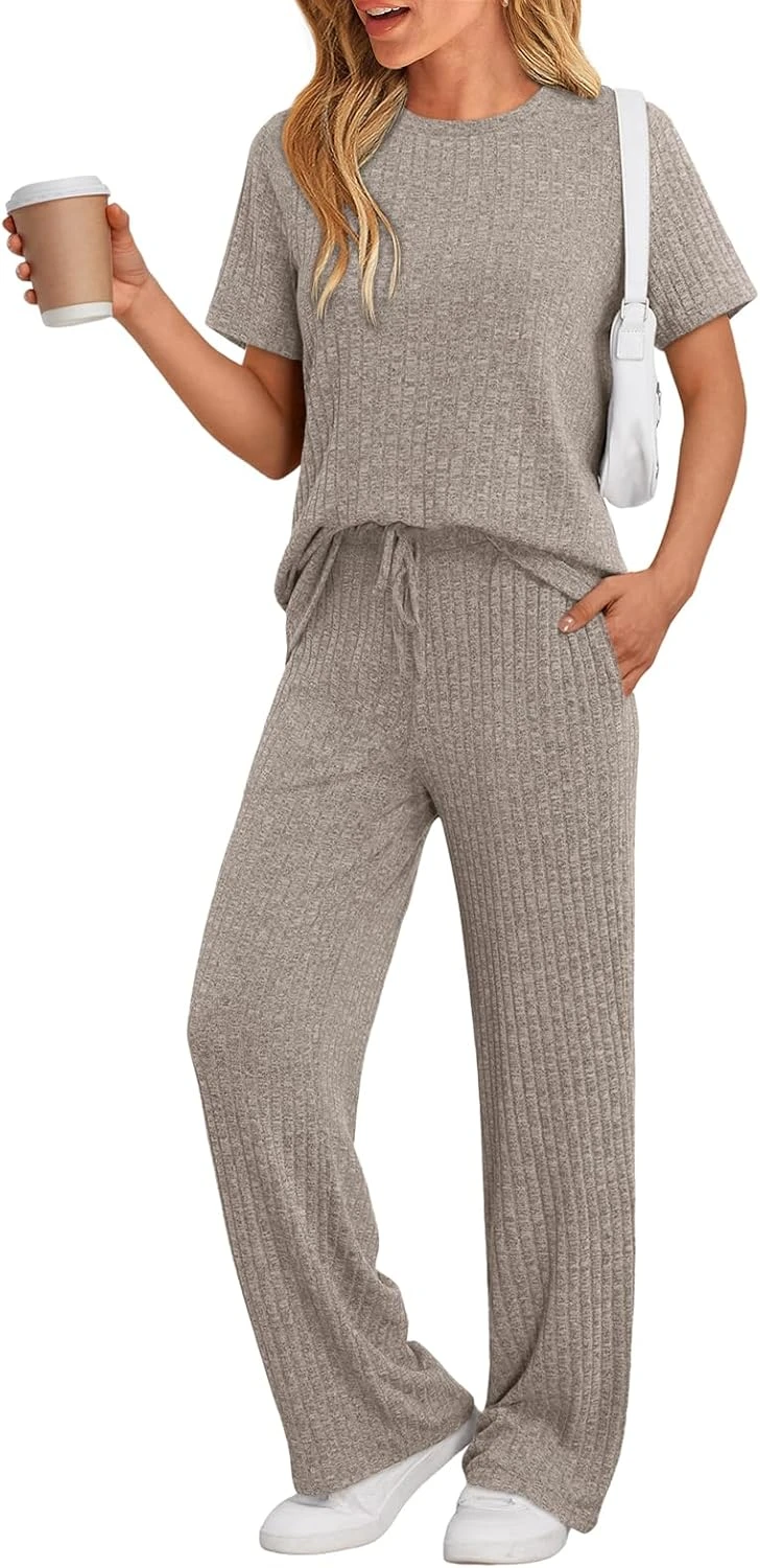 Women ribbed knit lounge set for long haul travel comfort