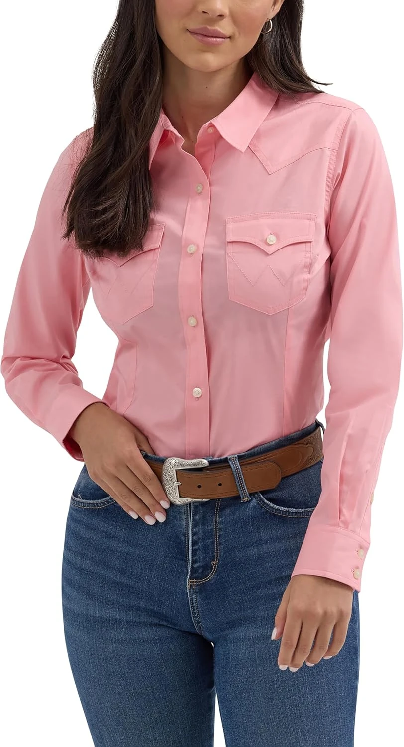 Women's embroidered pearl snap shirt for a western concert outfit