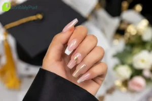 Best Graduation Nails